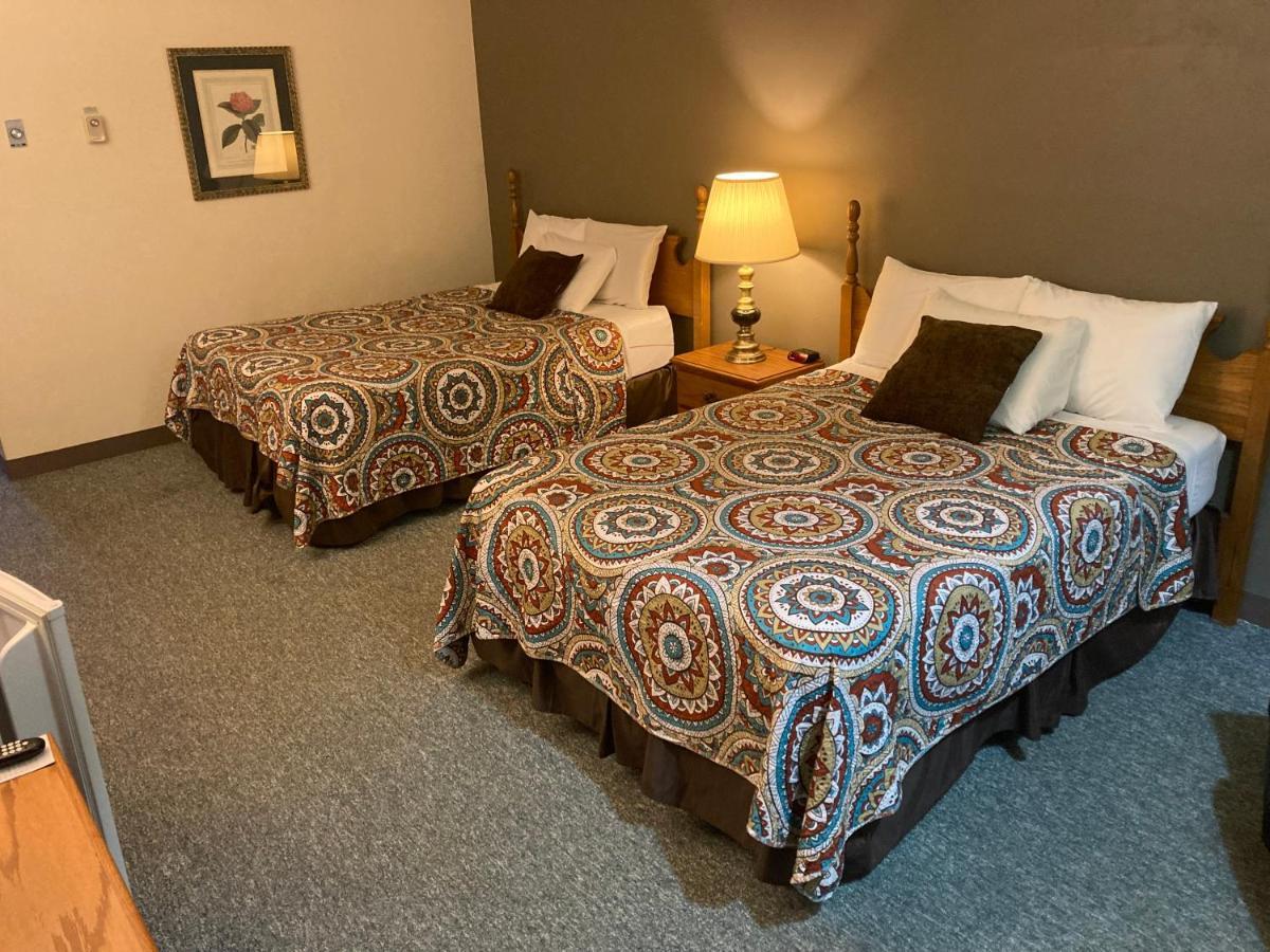 Clintonville Landmark Motel المظهر الخارجي الصورة