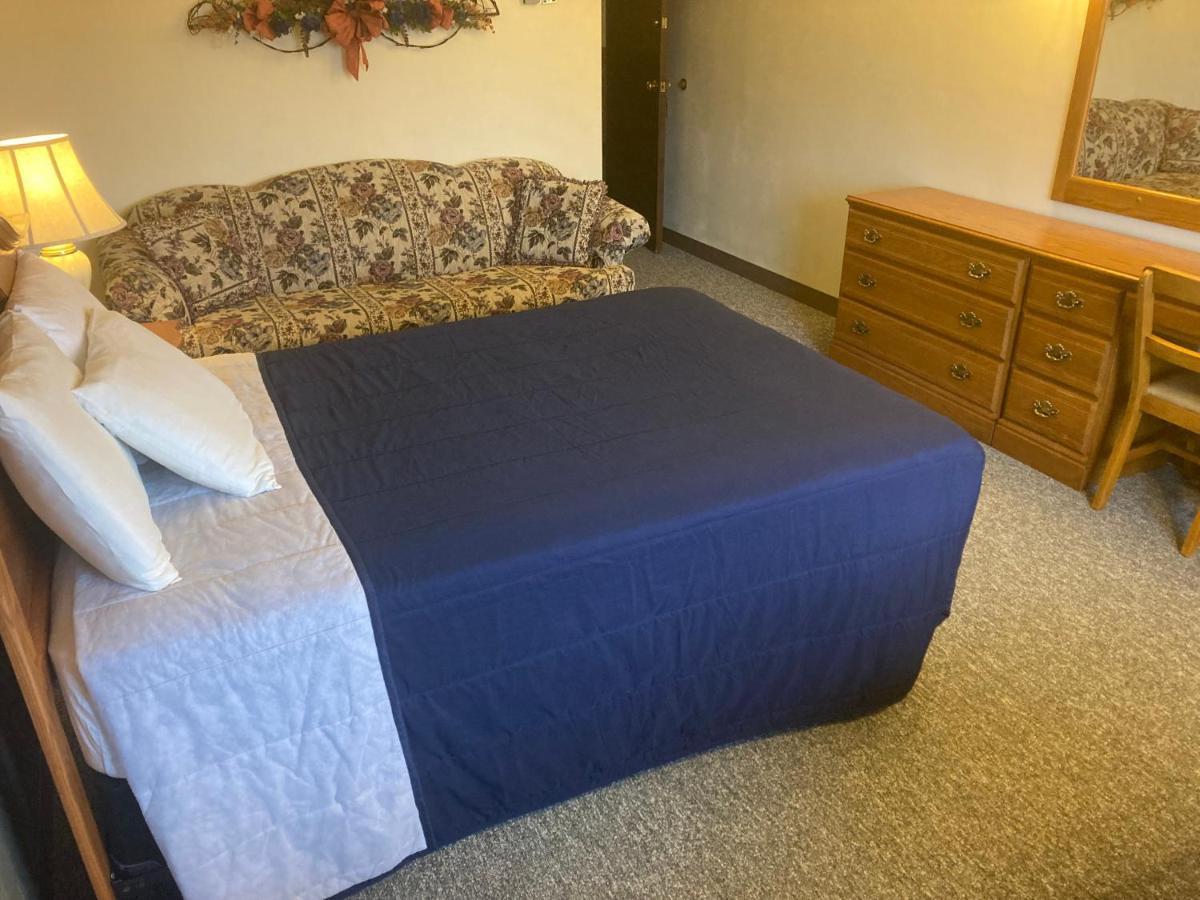 Clintonville Landmark Motel المظهر الخارجي الصورة